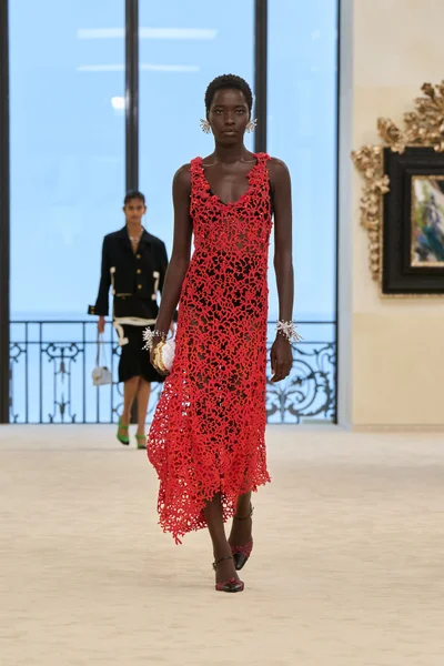 Look 4